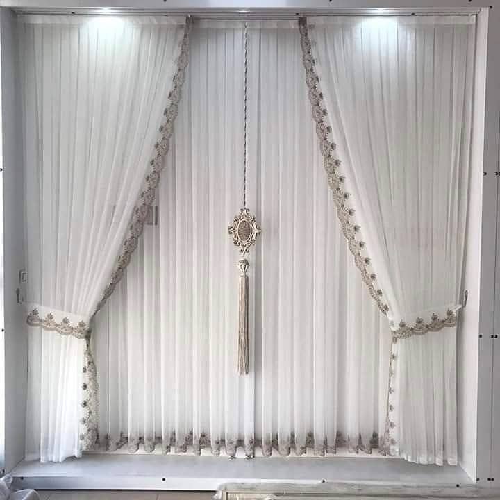 Qué incluye nuestros servicios de limpieza de cortinas modernas
